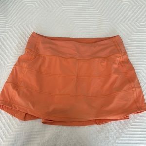 Lululemon pace rival skirt